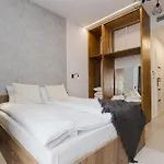 Shortstaypoland Kasprzaka *