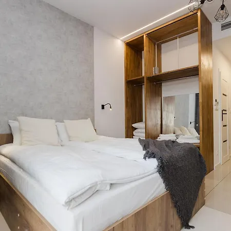 Shortstaypoland Kasprzaka *